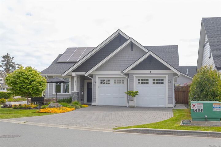 Property Photo: 9257 Bakerview Close BC V8L 0C9