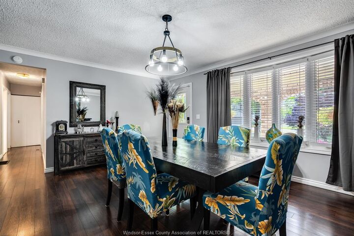 Property Photo:  110 Lake Erie Drive  ON N9V 2Y8 