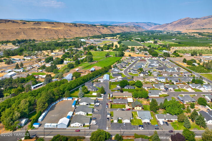 Property Photo: 10216 Old Naches Hwy WA 98937