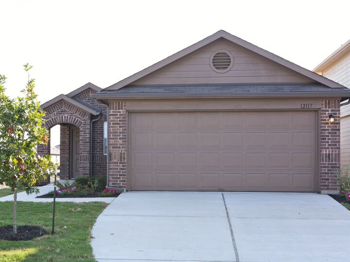 Property Photo: 12117 Greywacke Drive TX 78653