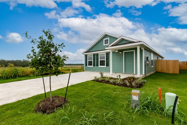 Property Photo: 1105 Catfish Lane TX 78602