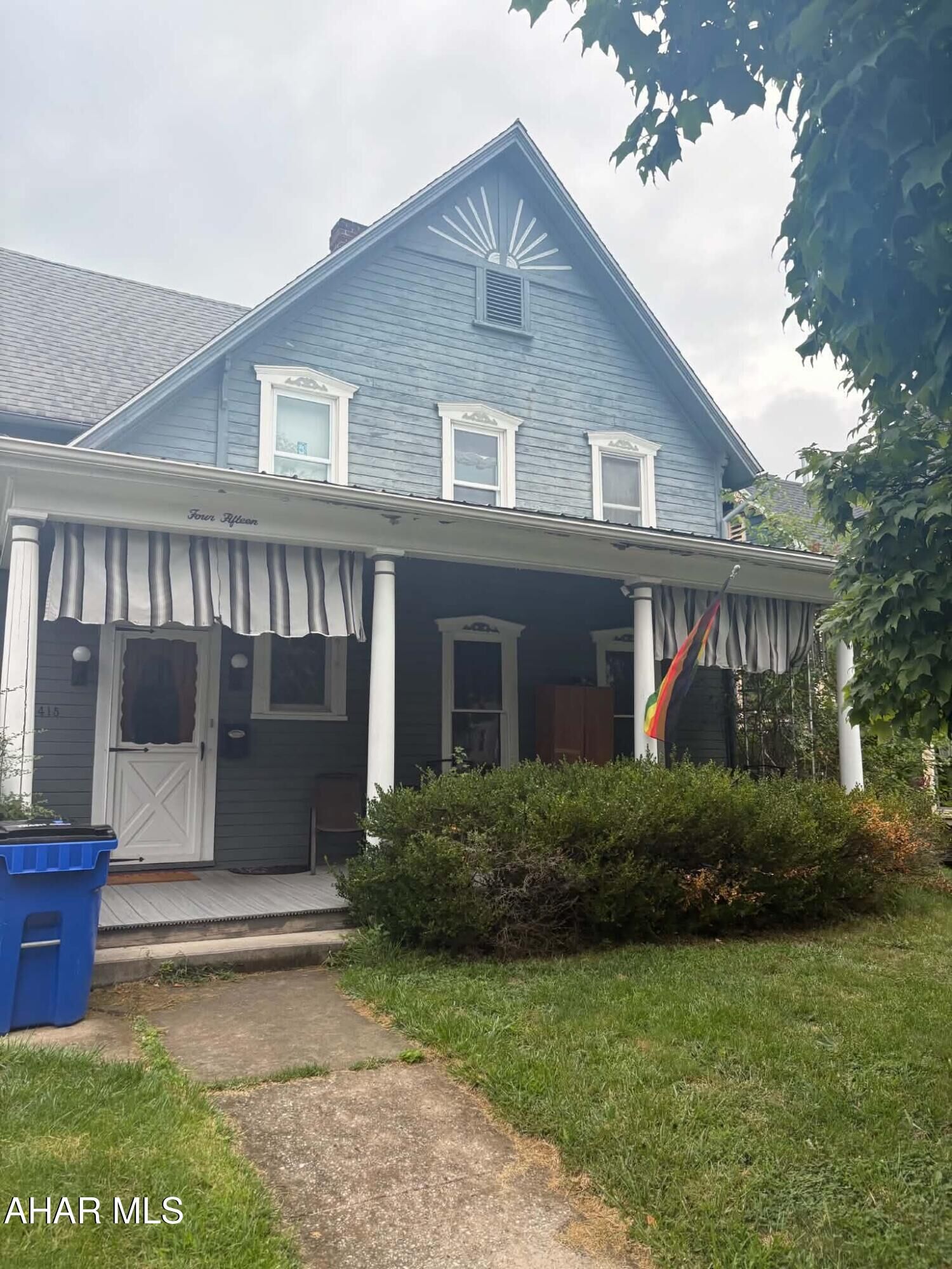 Property Photo:  415 E Penn Street  PA 15522 