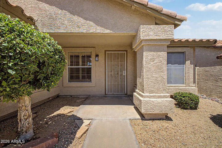 Property Photo: 2434 E Cathedral Rock Drive AZ 85048