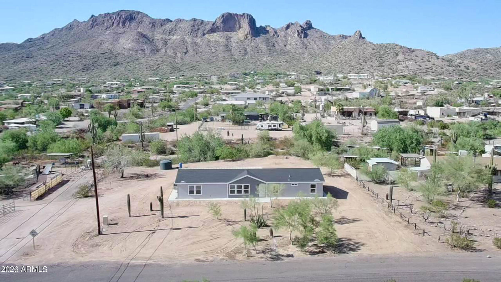 Property Photo:  1170 W Frontier Street  AZ 85120 