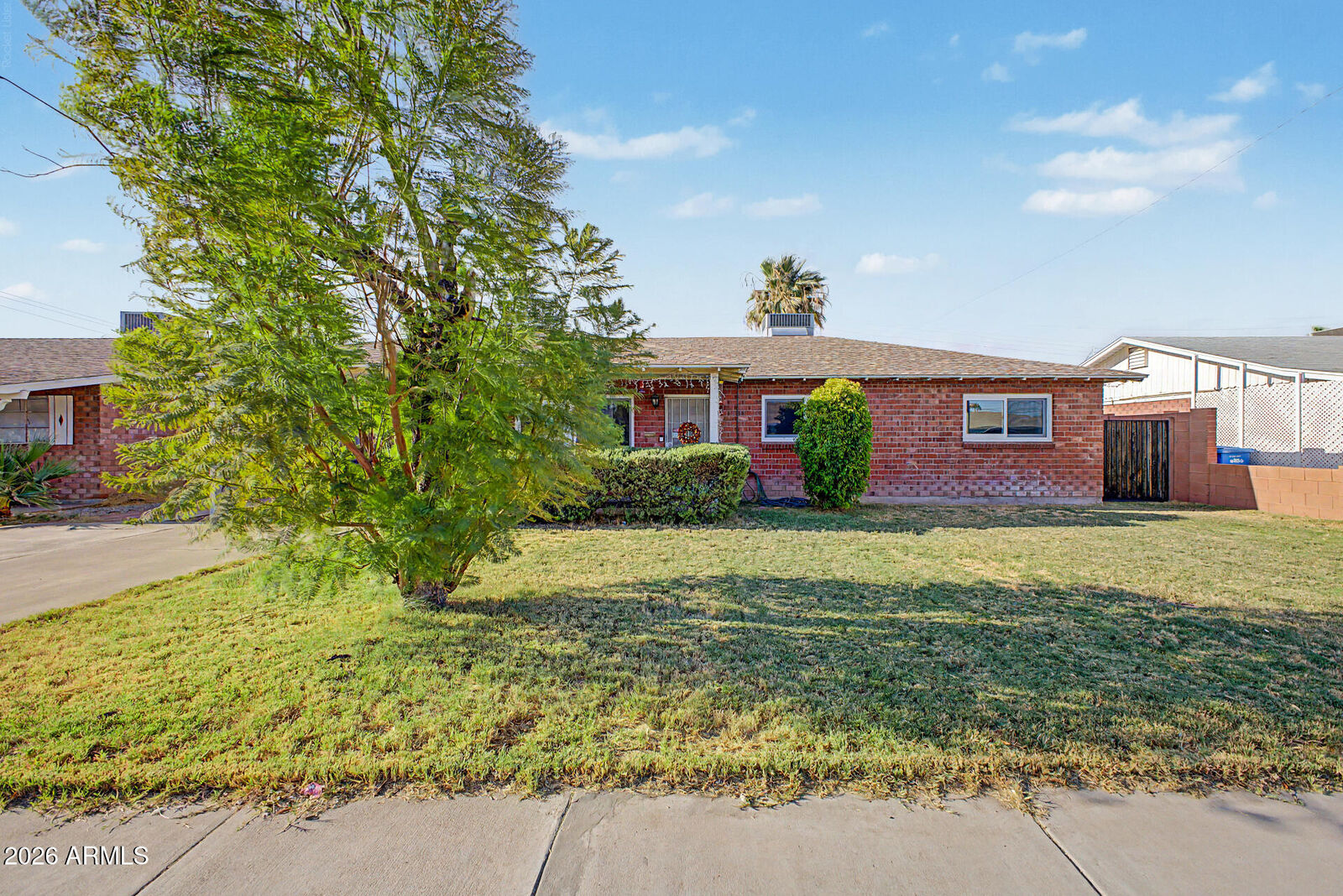 Property Photo: 4250 W Keim Drive AZ 85019