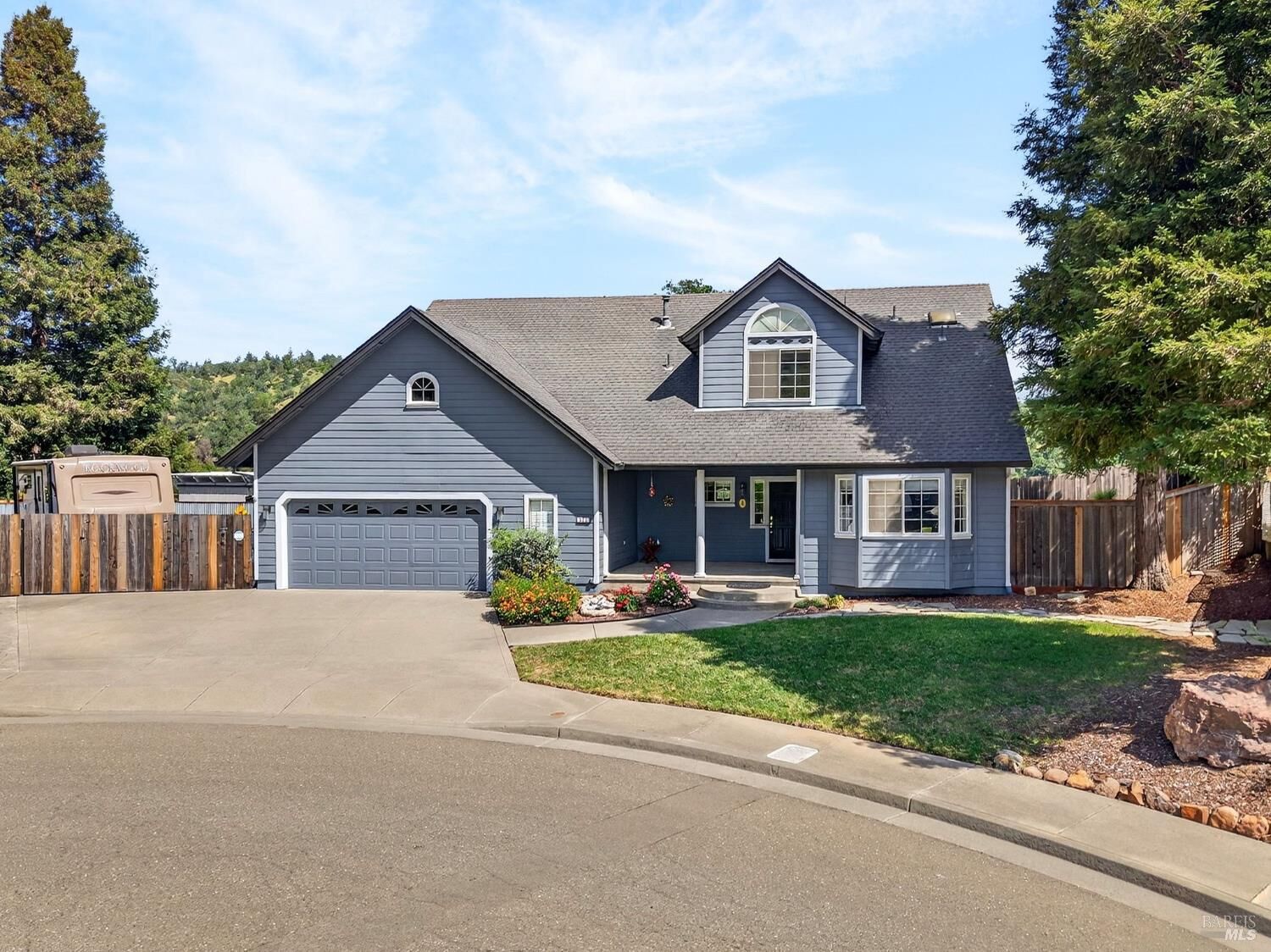 Property Photo: 586 Hillside Drive CA 95425