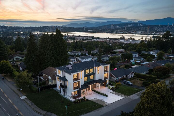Property Photo: 11313 137 Street 102 BC V3R 2J2