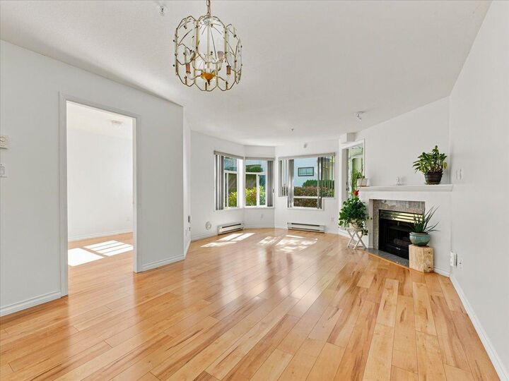 Property Photo:  3638 Rae Avenue 207  BC V5R 2P5 