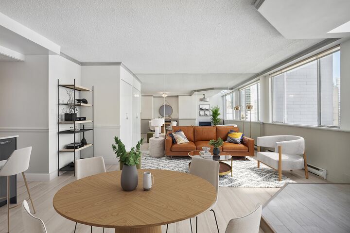 Property Photo:  1270 Robson Street  BC V6E 3Z6 