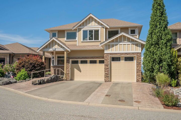 Property Photo: 45365 Magdalena Place BC V2R 0K7