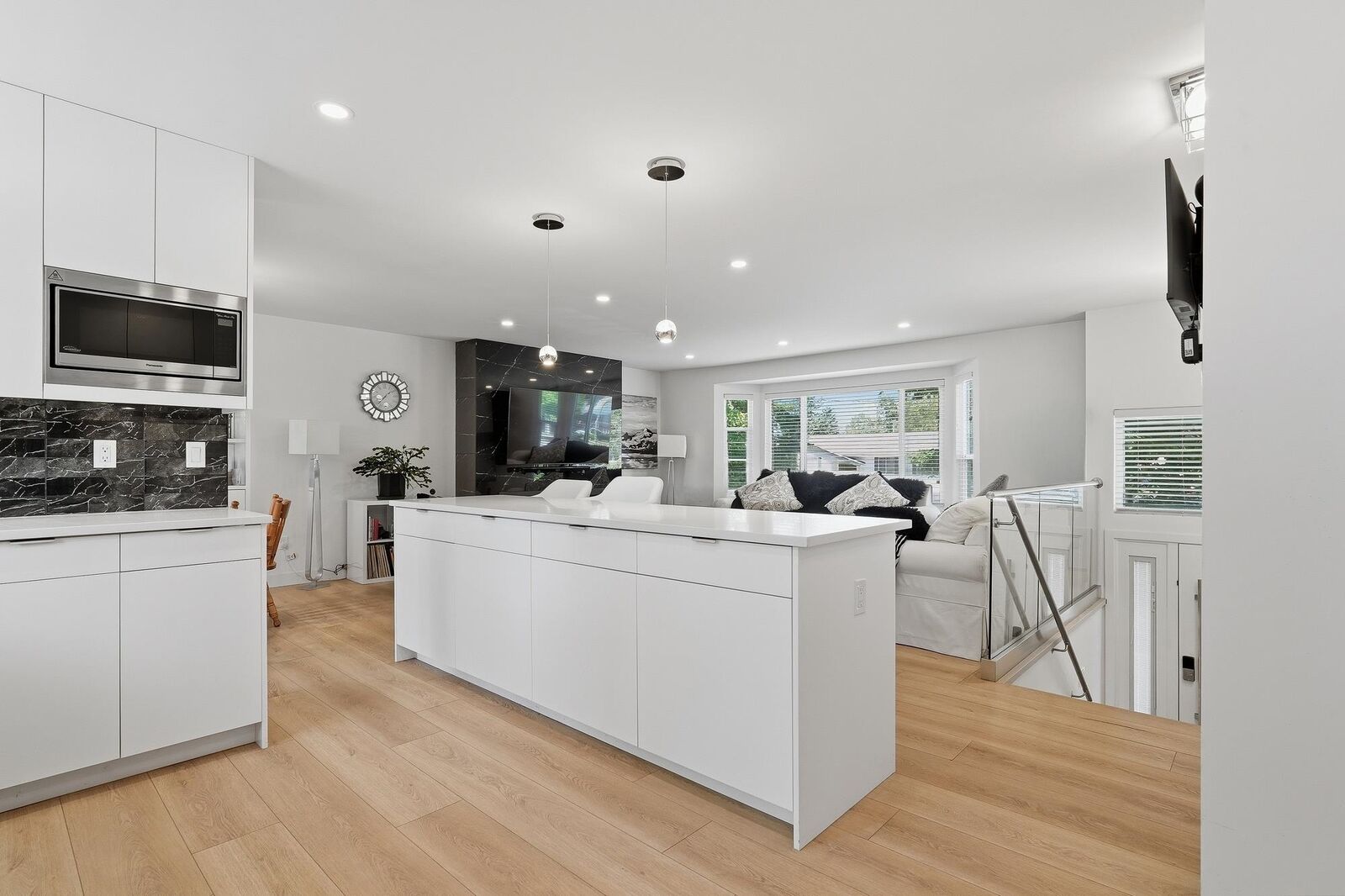 Property Photo: 14348 Gladstone Drive BC V3R 5R9