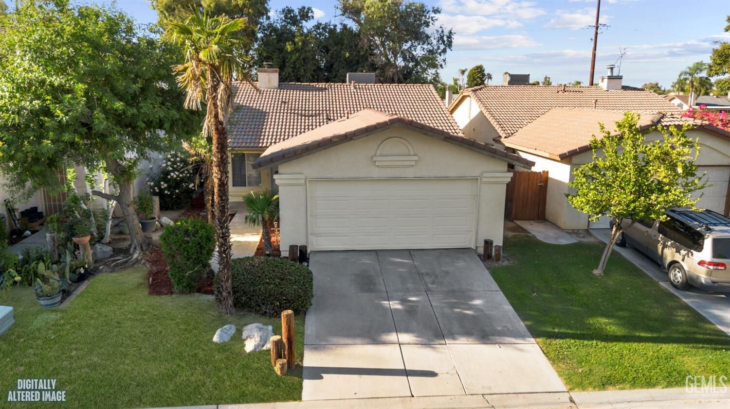 Property Photo: 2004 Ocean View Drive CA 93307