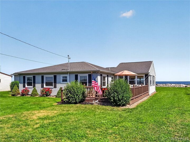 Property Photo: 14983 E Brighton Cliffe Drive NY 14477