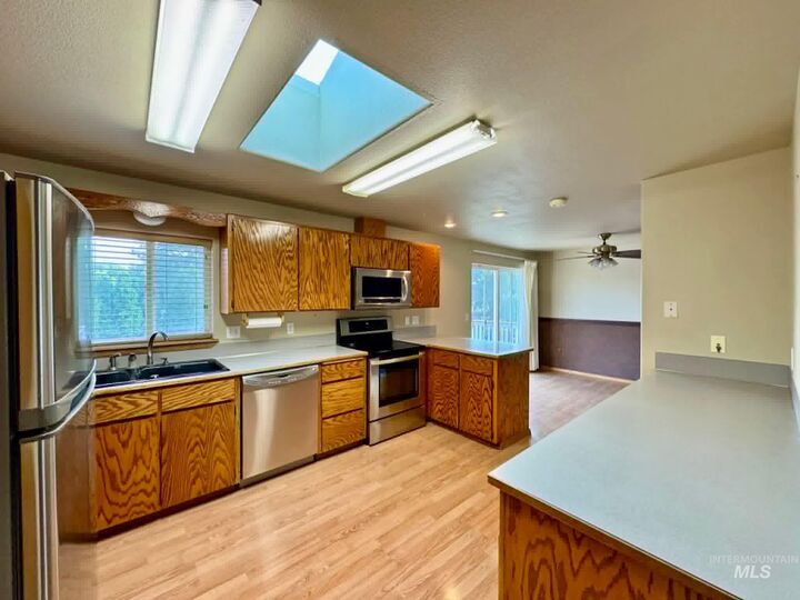 Property Photo:  1929 Birch Ave  ID 83501 