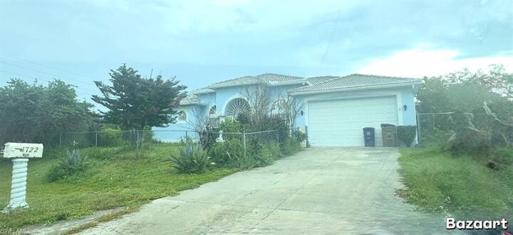 Property Photo: 1722 Roosevelt Ave FL 33972