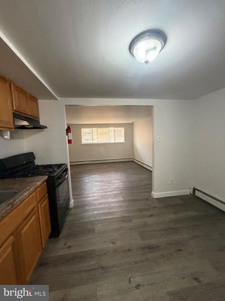 Property Photo:  6016 N Warnock Street E  PA 19141 