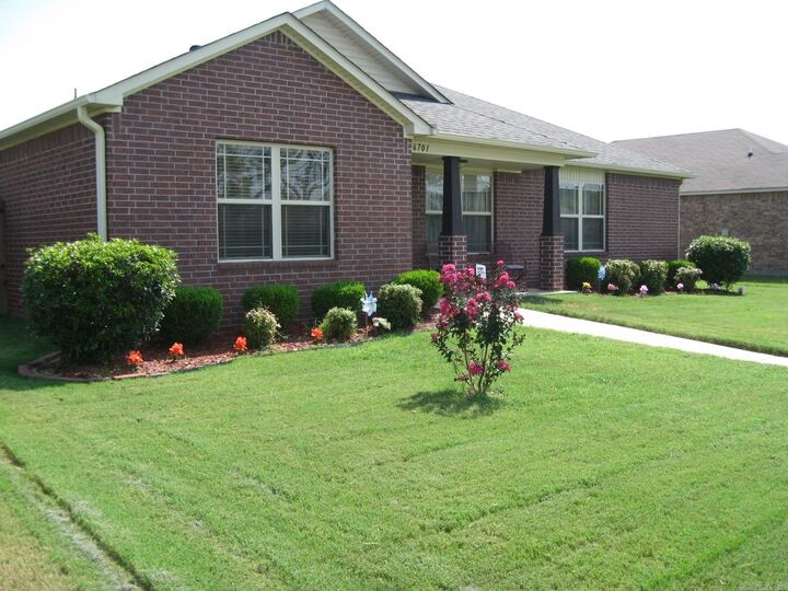Property Photo: 6701 Ridgemist Ln AR 72117