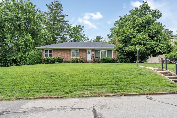 Property Photo:  1605 Payne Dr  MO 65101 