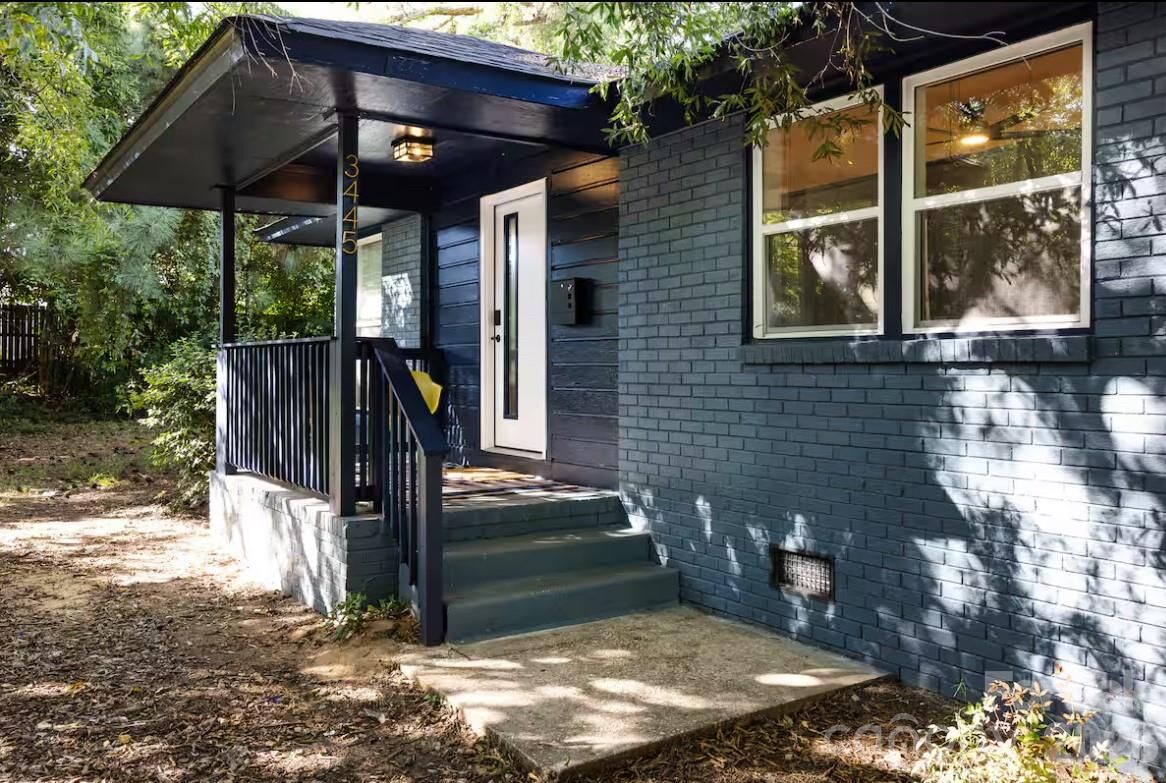 Property Photo:  3445/3447 Tappan Place  NC 28205 