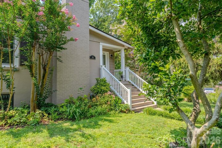 Property Photo:  261 Forest Hill Drive  NC 28803 