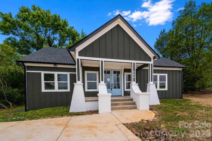 Property Photo:  317 Old Airport Road 33  NC 28677 