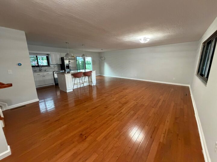 Property Photo:  1938 Hamrock Drive  OH 43065 