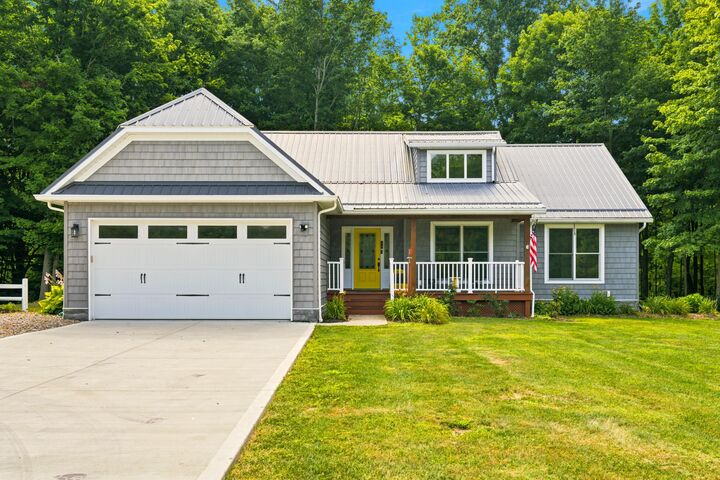 Property Photo: 7326 State Route 19 OH 43338