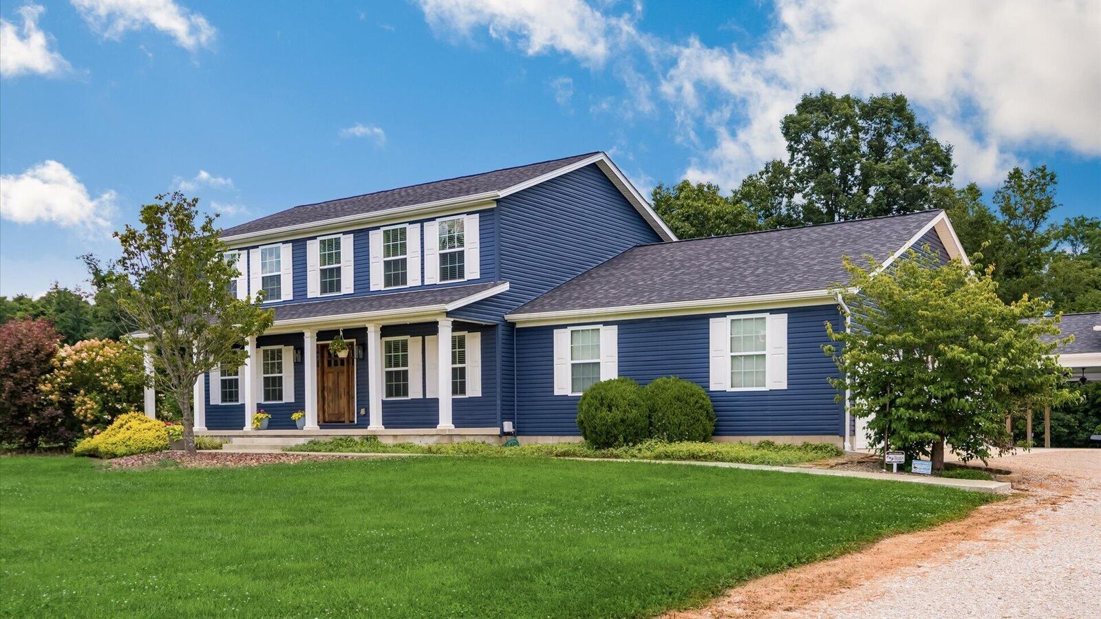 Property Photo:  1850 Meadow Creek Creek  OH 43701 