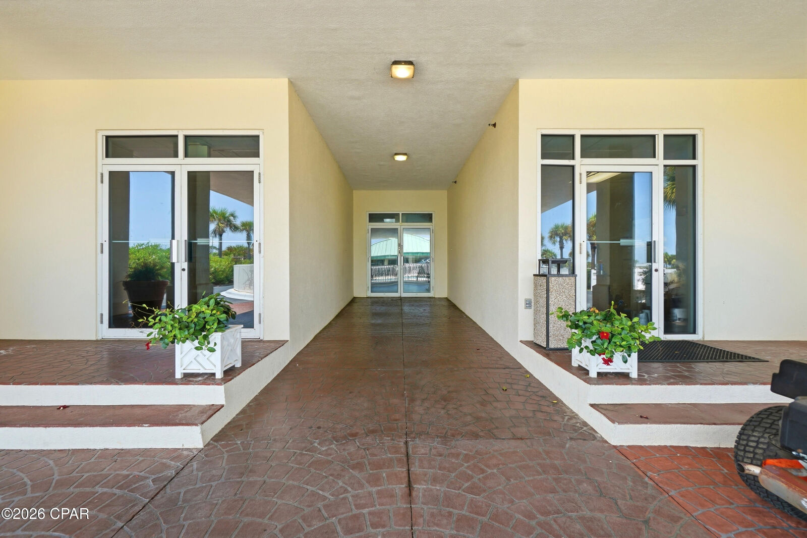 Property Photo: 4421 Thomas Drive 101 FL 32408
