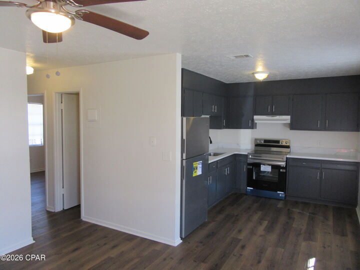 Property Photo:  2814 N Panama Avenue 6  FL 32405 
