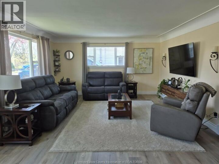 Property Photo:  86 Mary Street  ON N0P 2K0 