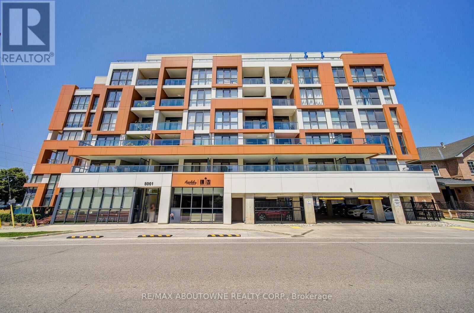 Property Photo:  5001 Corporate Drive 611  ON L7L 0H5 