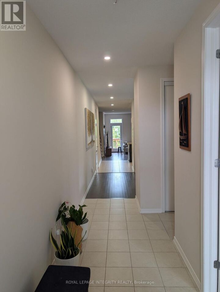 Property Photo: 3230 Harvester Crescent ON K0G 1J0