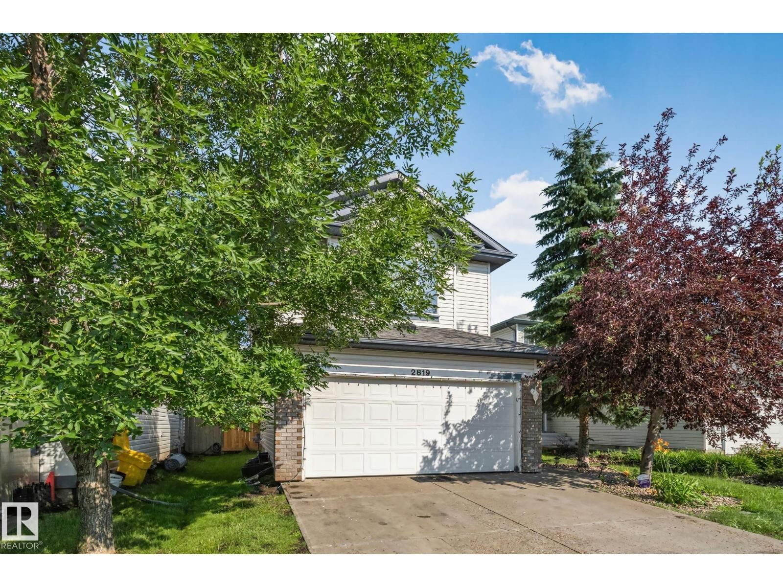 Property Photo:  2819 33 St NW NW  AB T6T 1P5 