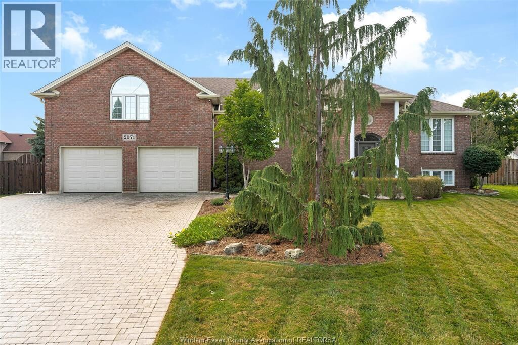 Property Photo:  2071 Eugeni  ON N9K 1B3 