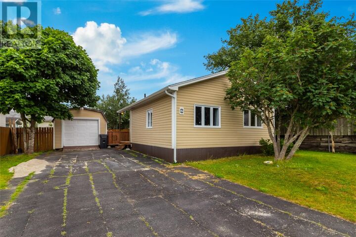 6 Willow Drive — photo 1