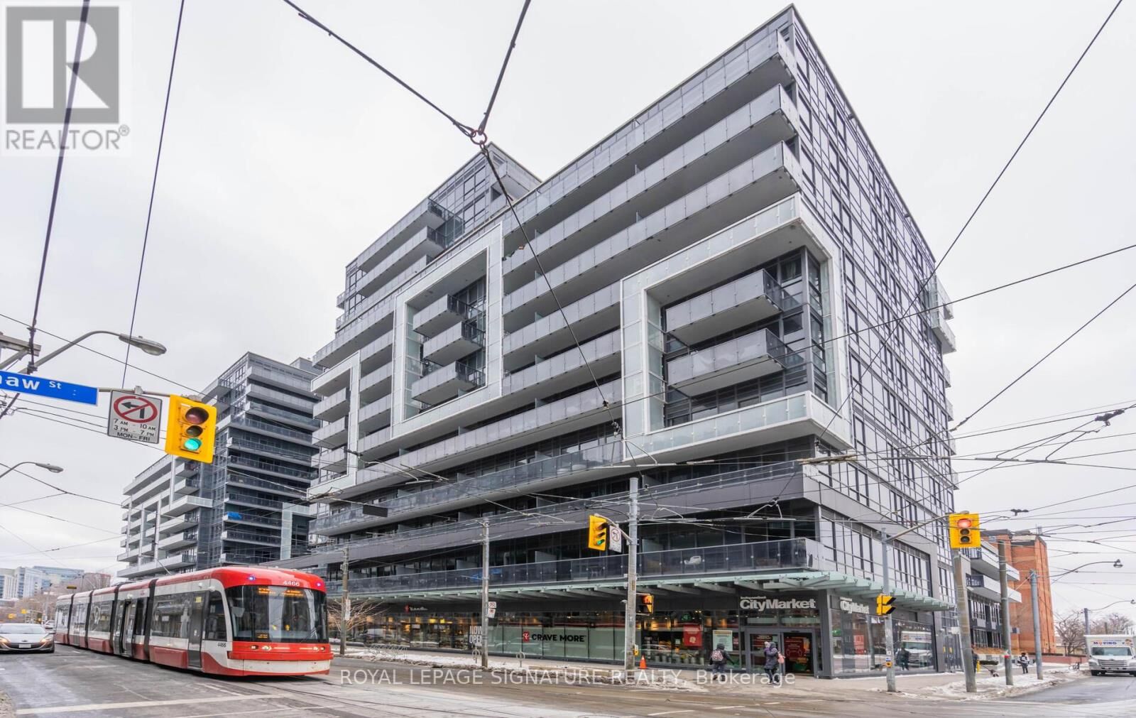 Property Photo:  1030 King Street West 456  ON M6K 0B4 