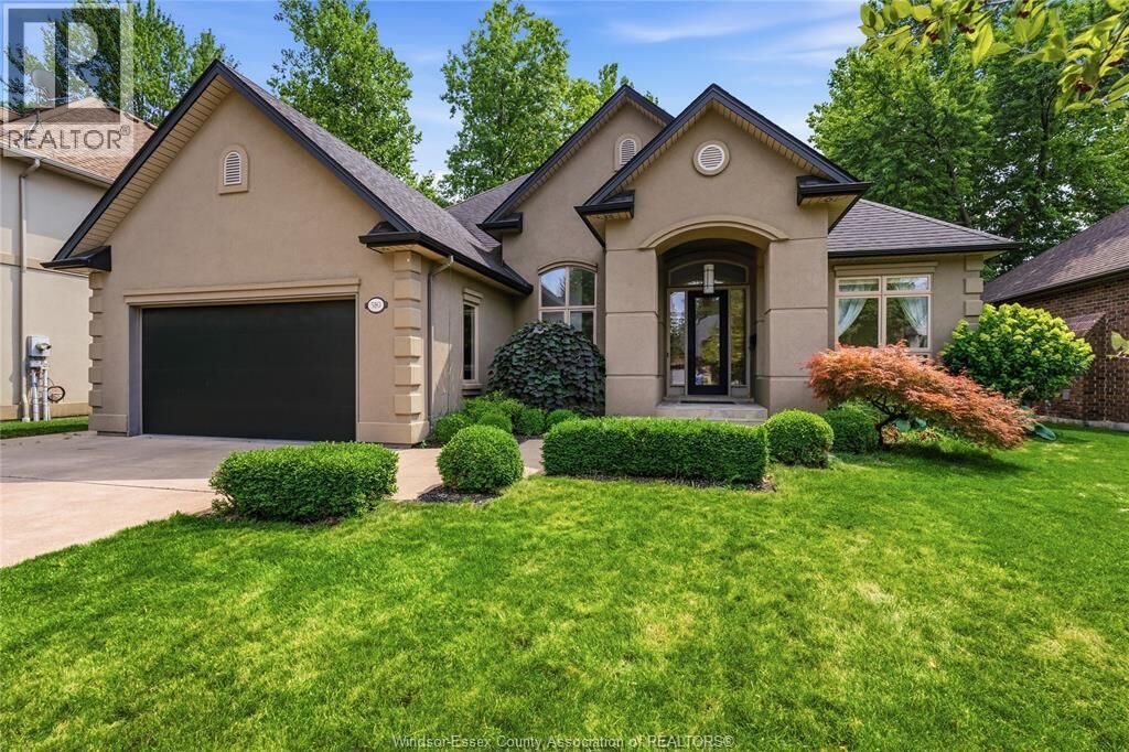 Property Photo:  580 Superior  ON N9J 3Z6 