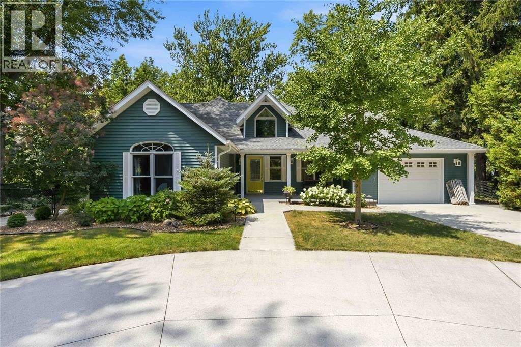 Property Photo: 7372 Ivy Lane ON N0N 1J6