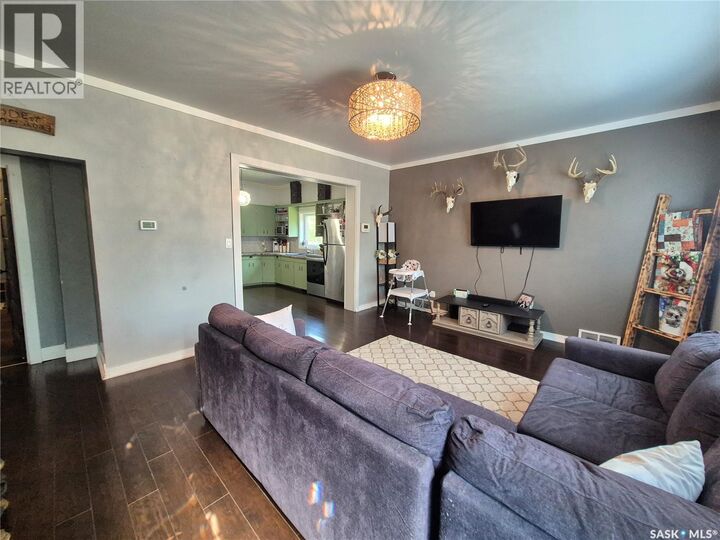 Property Photo:  729 Bertrand Avenue  SK S0C 2G0 