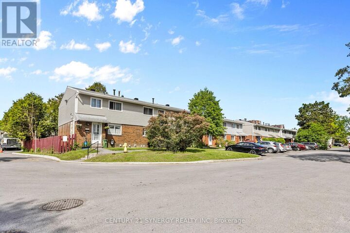 Property Photo: 1472 Heatherington Road C ON K1V 6S1