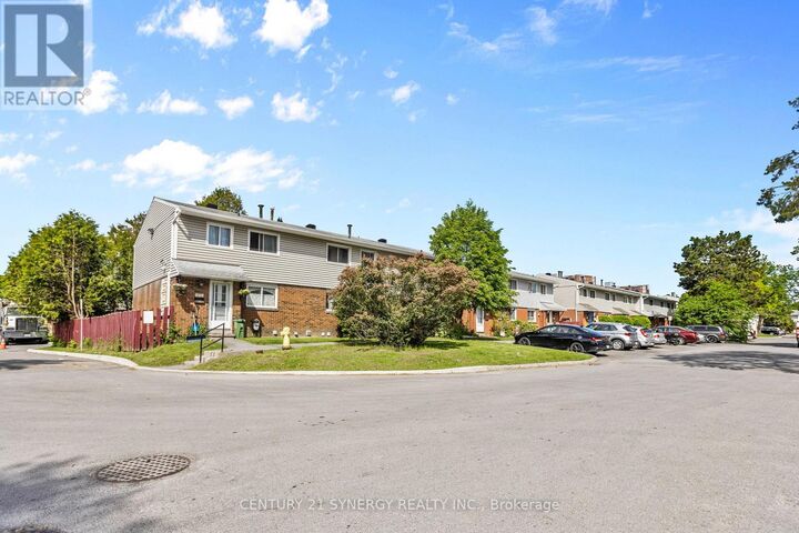 Property Photo: 1472 Heatherington Road C ON K1V 6S1