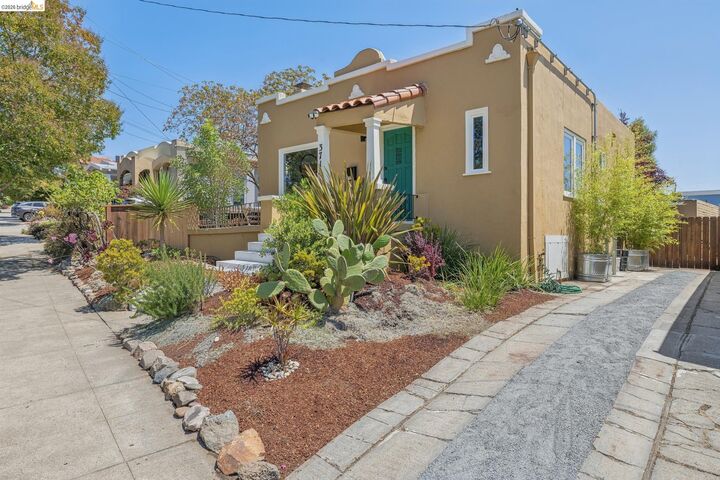 Property Photo:  3714 High St  CA 94619 