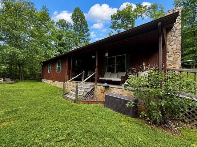 Property Photo: 845 Sparks Branch KY 41269