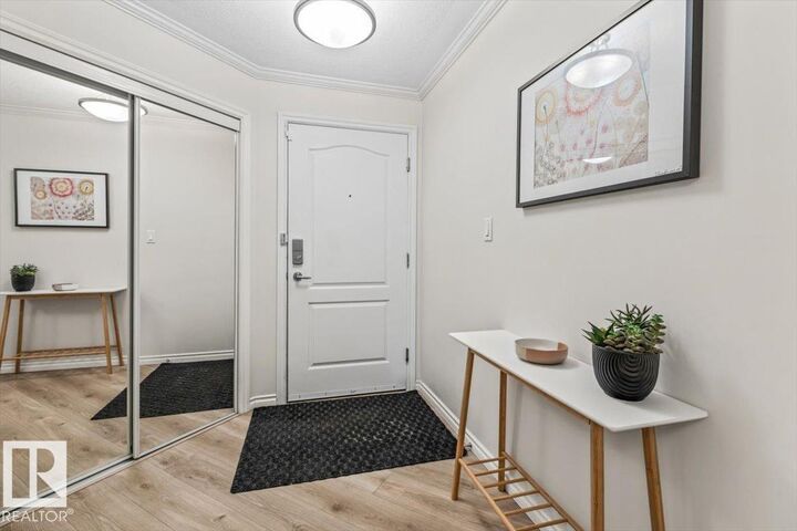 Property Photo:  9938 104 Street NW 206  AB T5K 2X7 