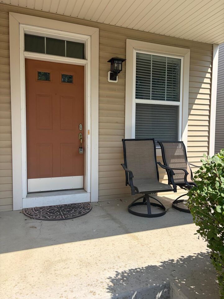 Property Photo: 728 Newberry Lane MN 55318