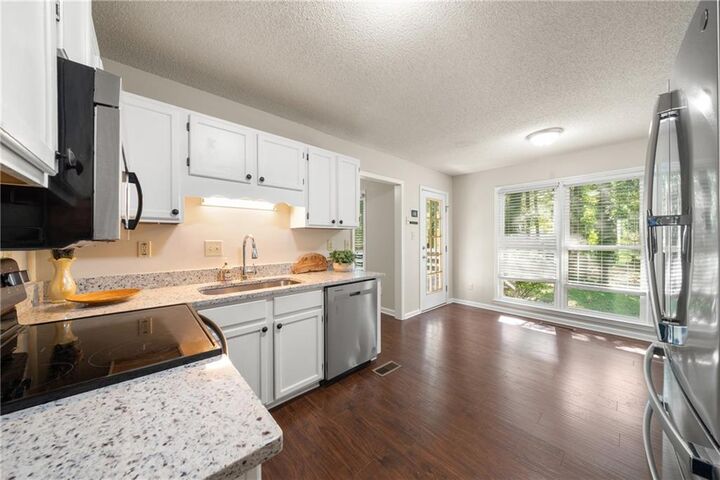 Property Photo:  3513 Robin Lane  GA 30101 