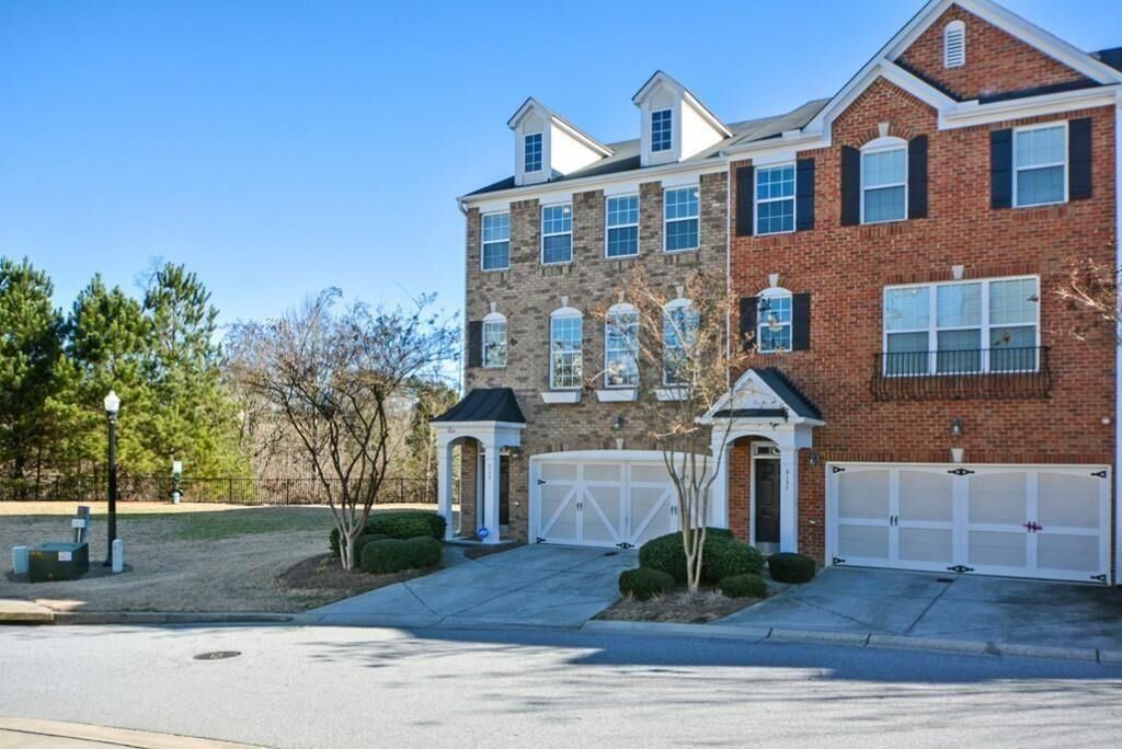 Property Photo: 6135 Indian Wood Circle SE GA 30126