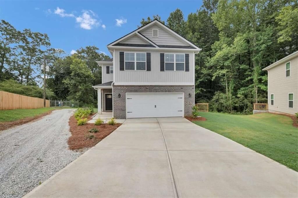 Property Photo: 313 Melanie Court GA 30108