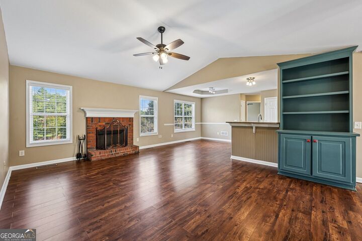 Property Photo:  525 San Dra Way  GA 30656 